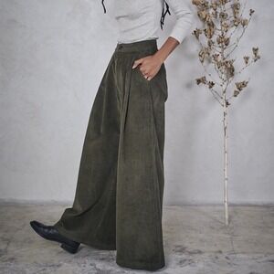 Esby Nadia Corduroy Pleated Wide Leg Trousers in Spruce Green High Rise - 4